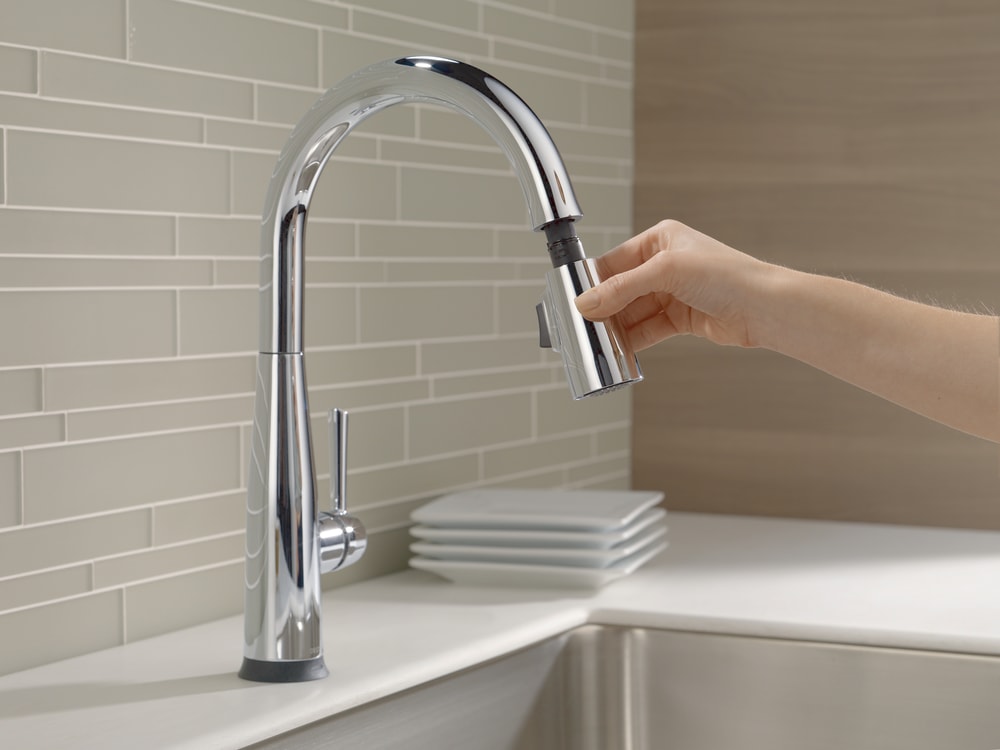 1-Handle Pull-Down Kitchen Faucet with Touch, Chrome J6T0 - product image 6